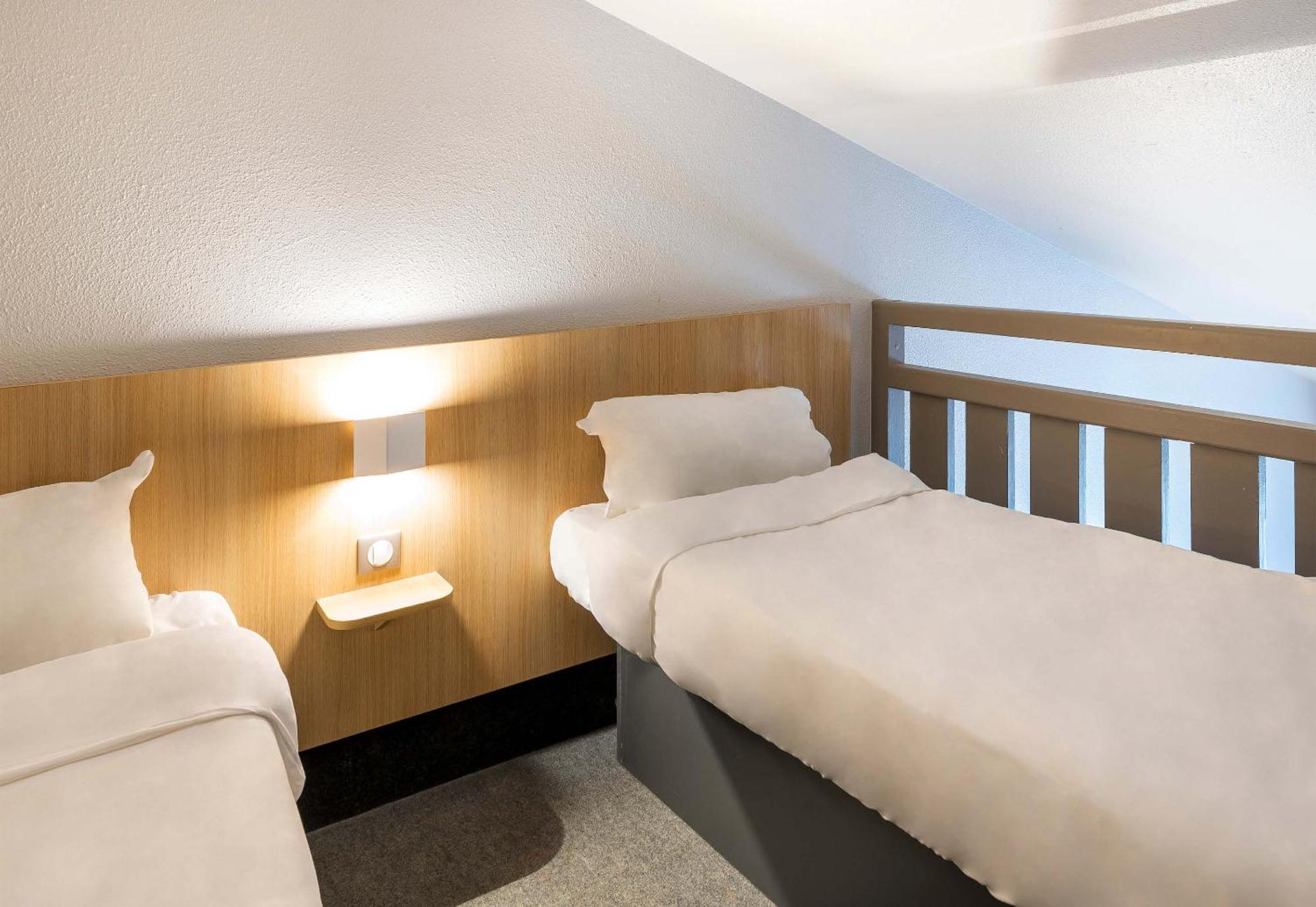 B&B Hotel Angers 1 Бокузе Экстерьер фото