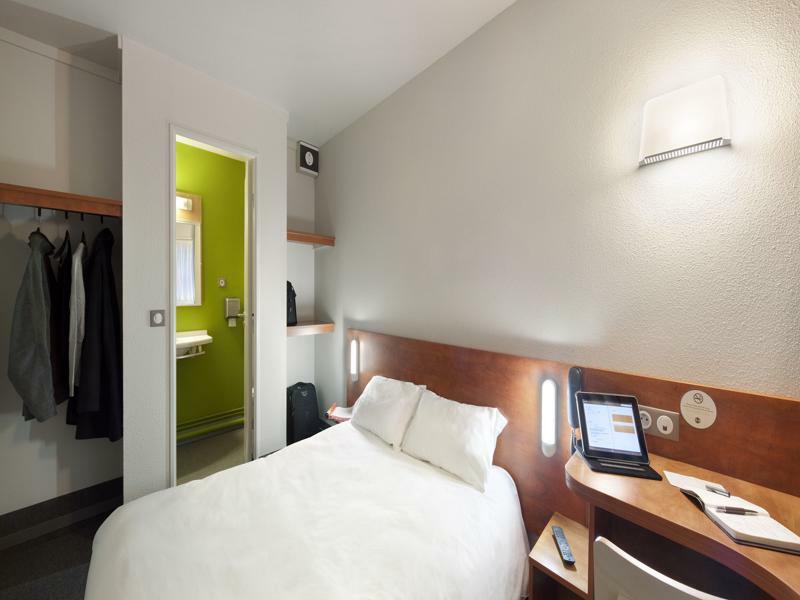 B&B Hotel Angers 1 Бокузе Экстерьер фото